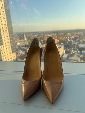Christian Louboutin Pigalle 100 Nude Patent Pumps